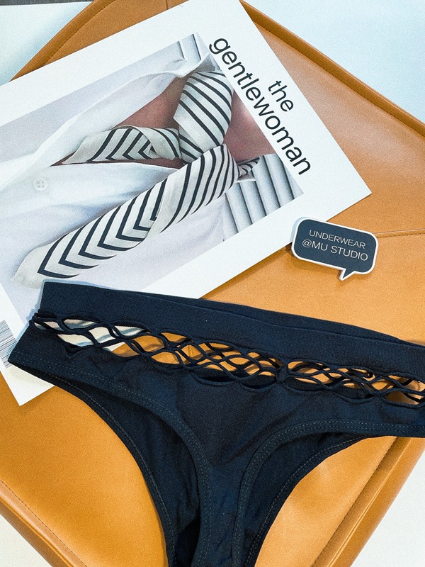 Стринги Thought black фото 1