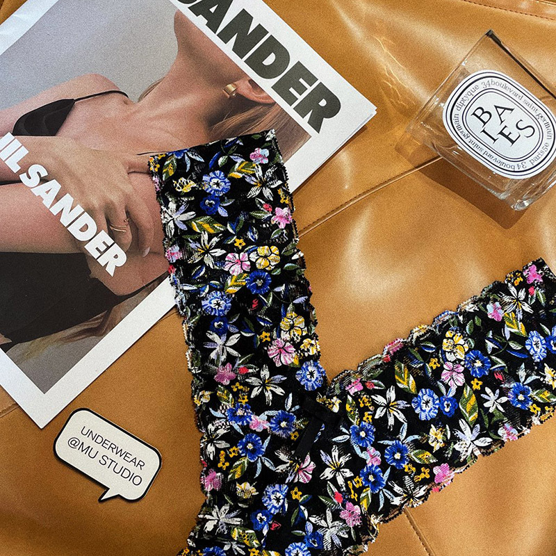 Стринги Flowy floral фото 1