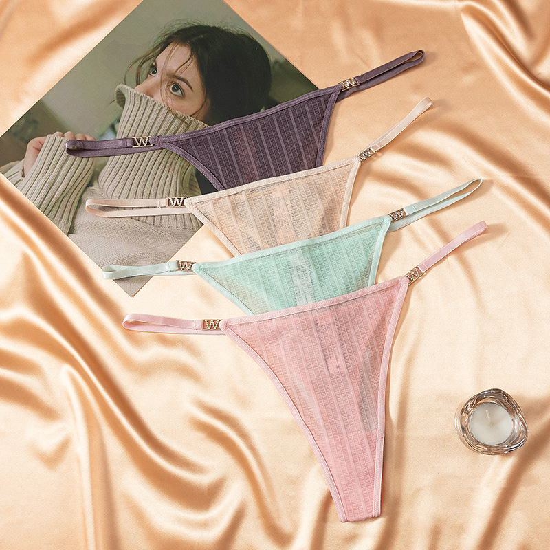 Стринги  Stripe nude фото 2