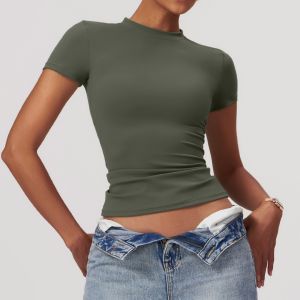 undefined Спортивная удлиненная футболка Slim khaki undefined