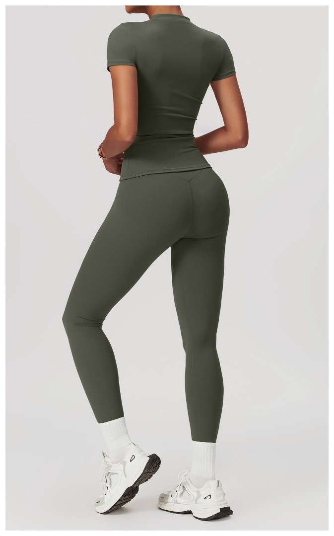 Спортивная удлиненная футболка Slim khaki фото 2