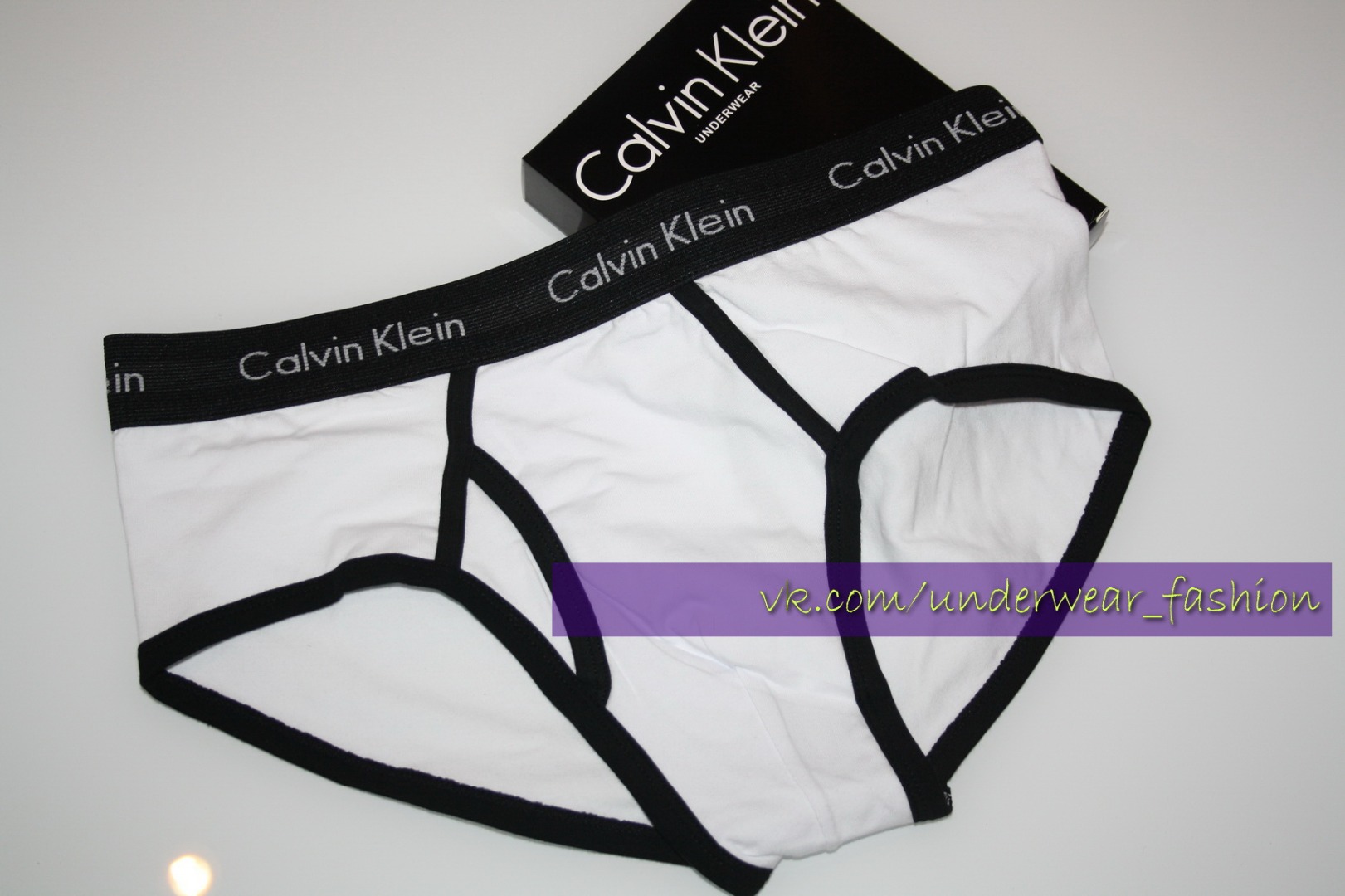 Мужские трусы брифы Calvin Klein 365 White Black Brief фото 3
