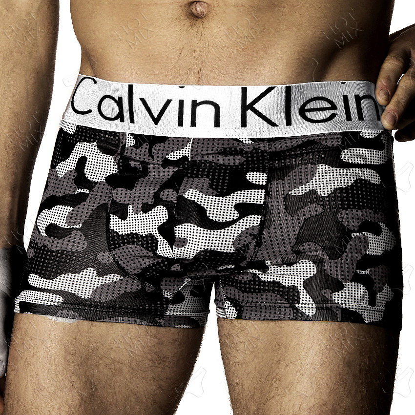 Мужские боксеры  Calvin Klein черные камуфляж фото 1