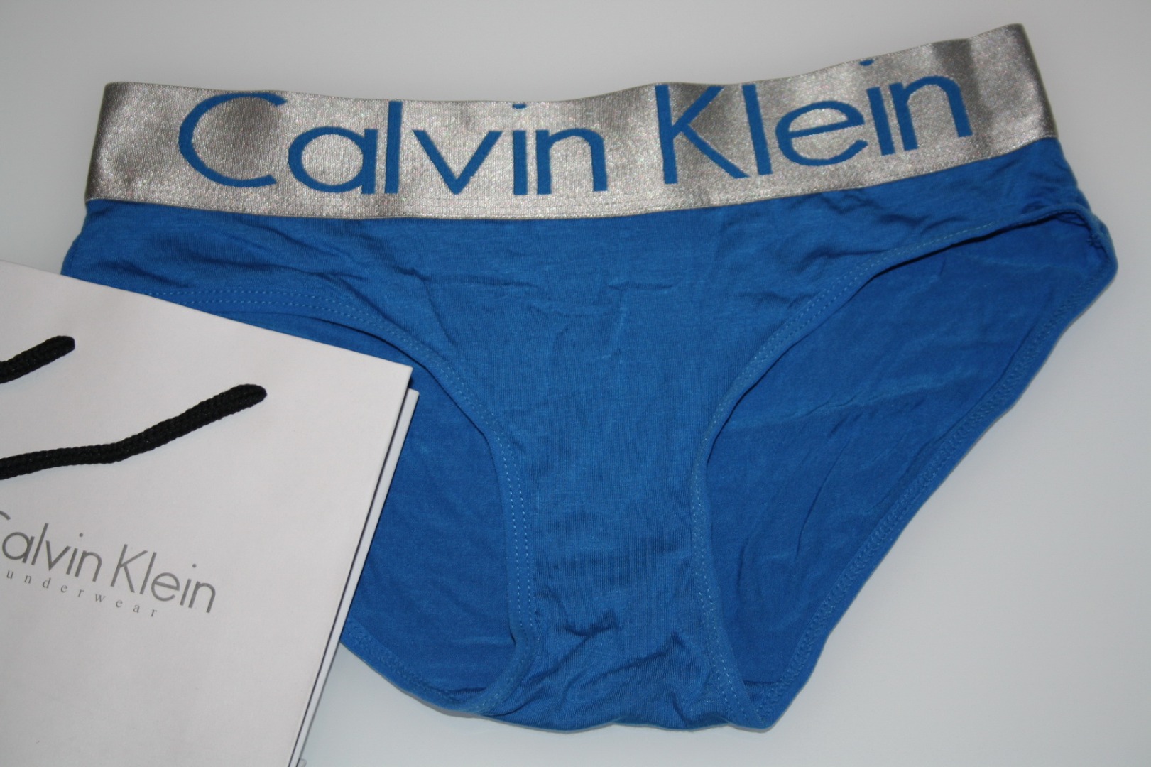 Женские трусики голубые Calvin Klein Steel Blue фото 4