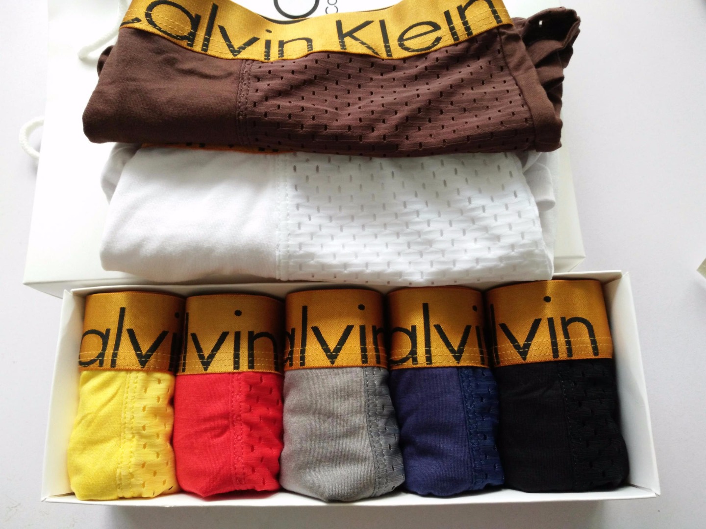 Комплект белья боксеры/хипсы Calvin Klein 5шт Дышащие фото 1